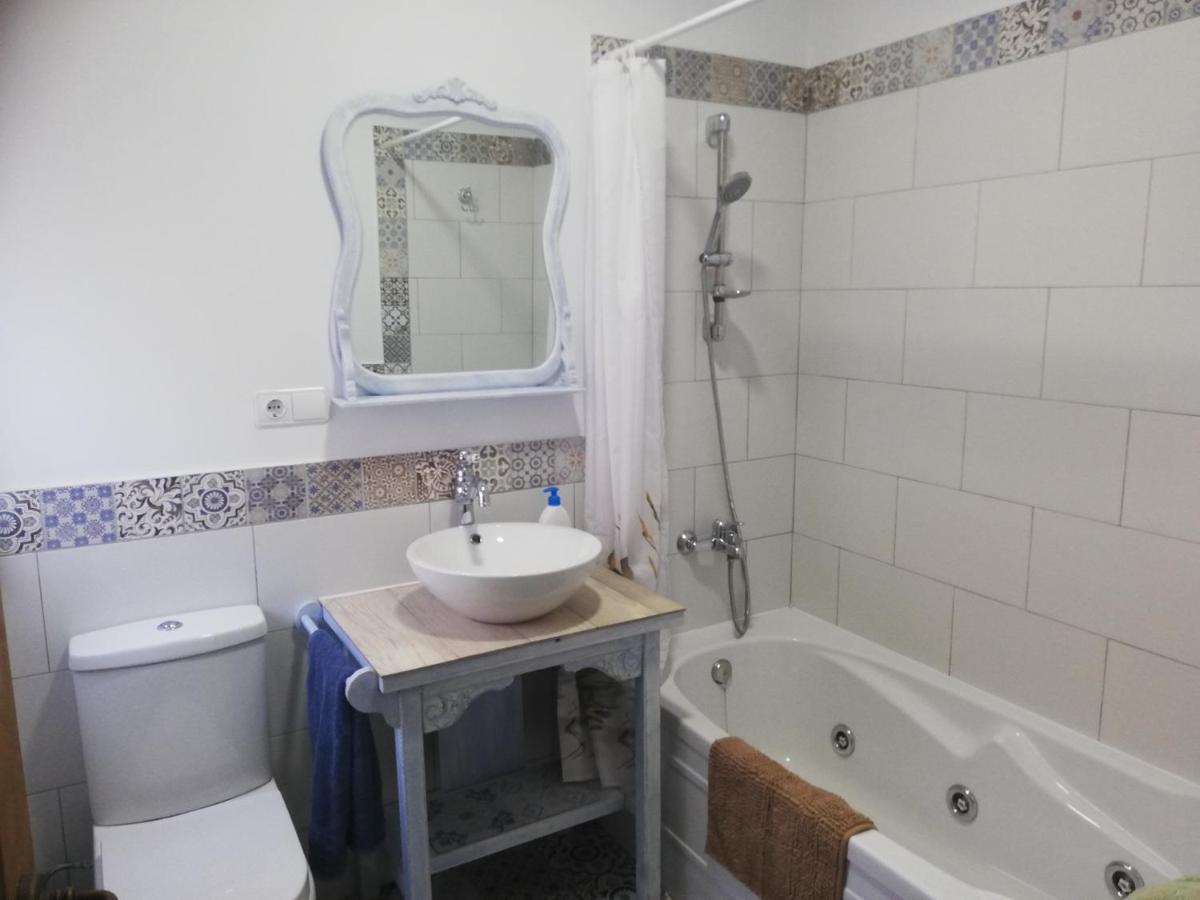 Hostal El Lugar De La Mancha Argamasilla de Alba Eksteriør bilde