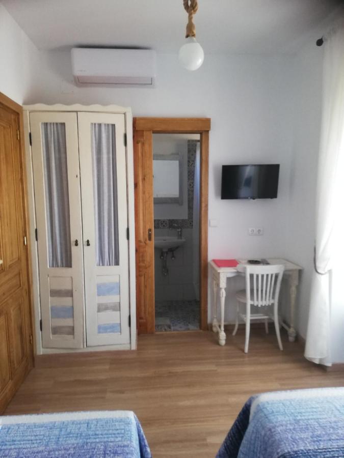 Hostal El Lugar De La Mancha Argamasilla de Alba Eksteriør bilde