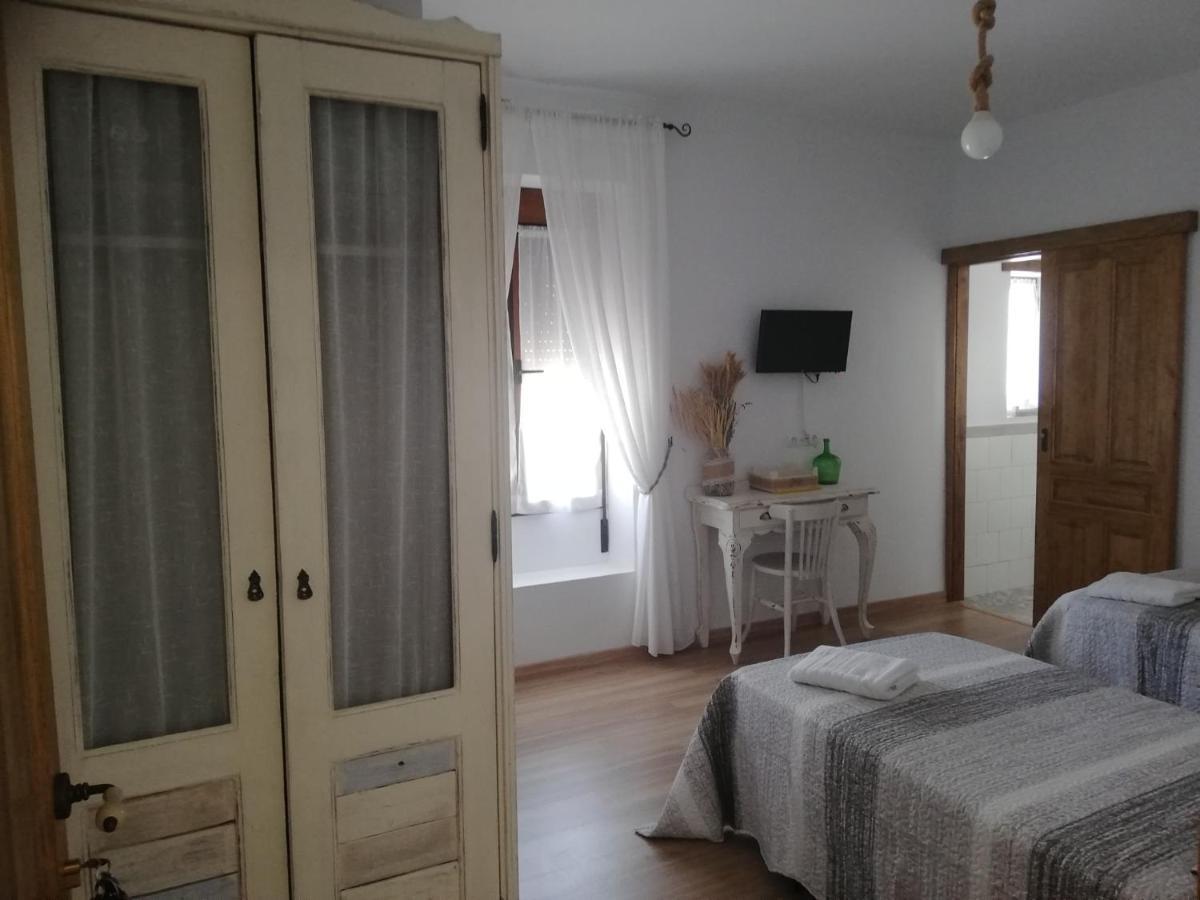 Hostal El Lugar De La Mancha Argamasilla de Alba Eksteriør bilde