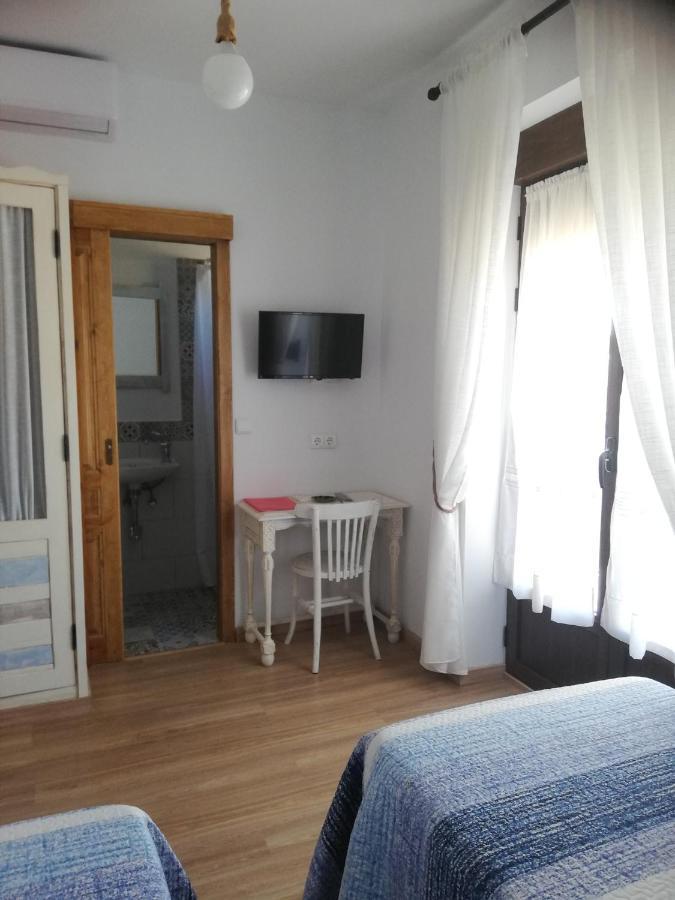 Hostal El Lugar De La Mancha Argamasilla de Alba Eksteriør bilde